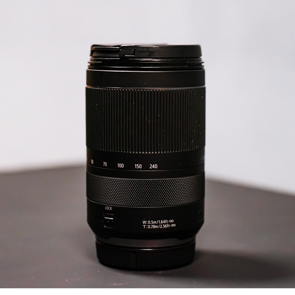 Canon RF 24-240mm f/4-6.3 IS USM Zoom Lens Black Full Frame Mirrorless Camera